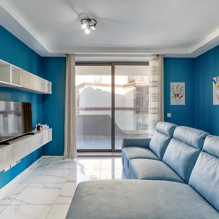 Апартаменты Relaxing 2br With Private Balcony In By 360 Estates *